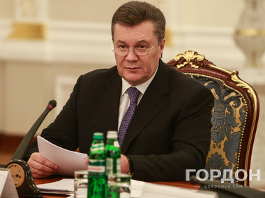 ИТАР-ТАСС: Янукович призвал "киевскую хунту" прислушаться к результатам "референдума" и вывести войска из Донбасса
