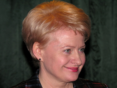 В первом туре выборов в Литве победила действующий президент Грибаускайте