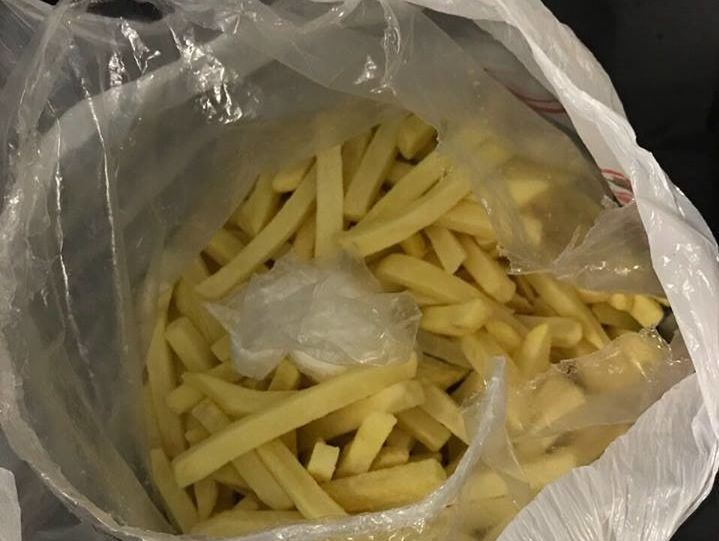 В Одессе у гражданина Израиля нашли кокаин в пакете с картофелем фри