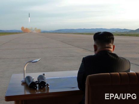 Ким Чен Ын заявил в новогоднем поздравлении, что ядерная кнопка постоянно находится на его рабочем столе