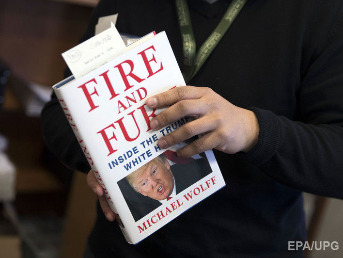 Вулфф заявил, что критика его книги со стороны Трампа поспособствовала продажам