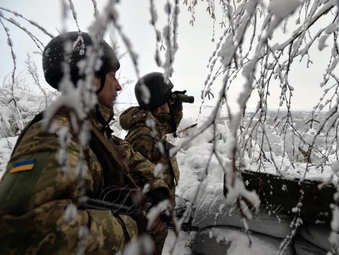 На Донбасі за добу загинуло троє українських військових, ще четверо постраждало – штаб АТО