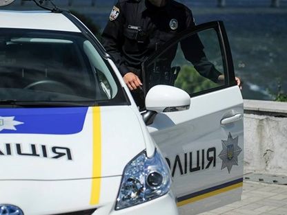 В Одеській області поліцейські відкрили стрілянину, щоб перешкодити п'яному водієві наїхати на інспектора