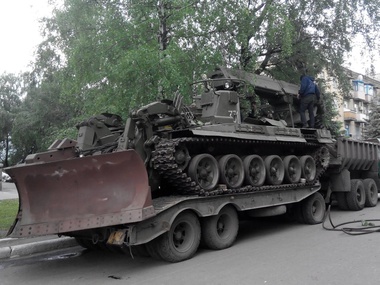 "Информационное сопротивление": Новокраматорский машиностроительный завод починил сепаратистам машину разграждения