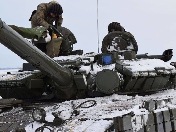 На Донбассе за сутки пострадали двое украинских военных – штаб АТО