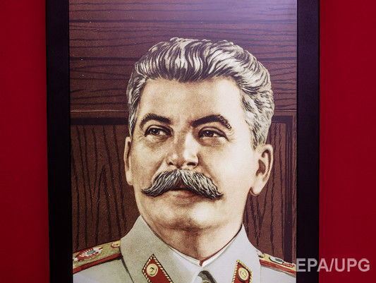 Правнук Сталина назвал создателей фильма "Смерть Сталина" "нелюдями" 