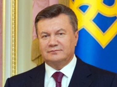 Янукович: В США баррикады разобрали бы за минуту и сняли бы блокаду