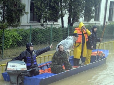 На Балканах жертвами наводнения стали 14 человек