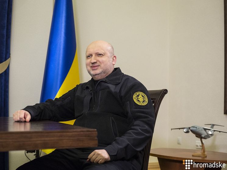 Турчинов заявил, что закон о реинтеграции Донбасса не исключает освобождения оккупированных территорий силовым путем