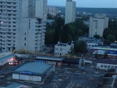 В Харькове жертвами падения крана стали уже три человека