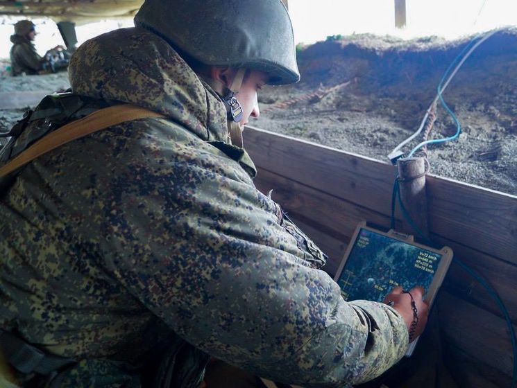 Міноборони РФ хоче перевести військових зі смартфонів на кнопкові мобільні – ЗМІ