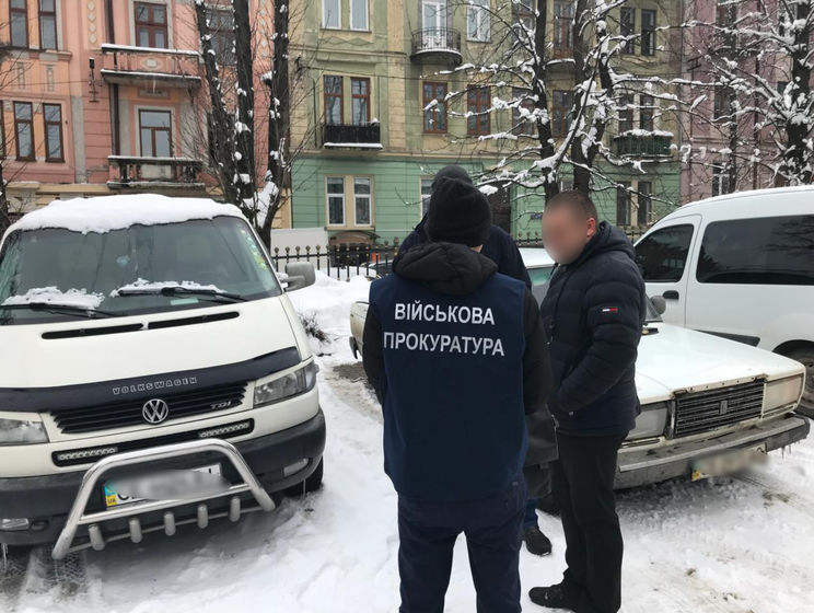 В Черновицкой области правоохранители задержали помощника судьи хозсуда за взятку в $1,2 тыс.