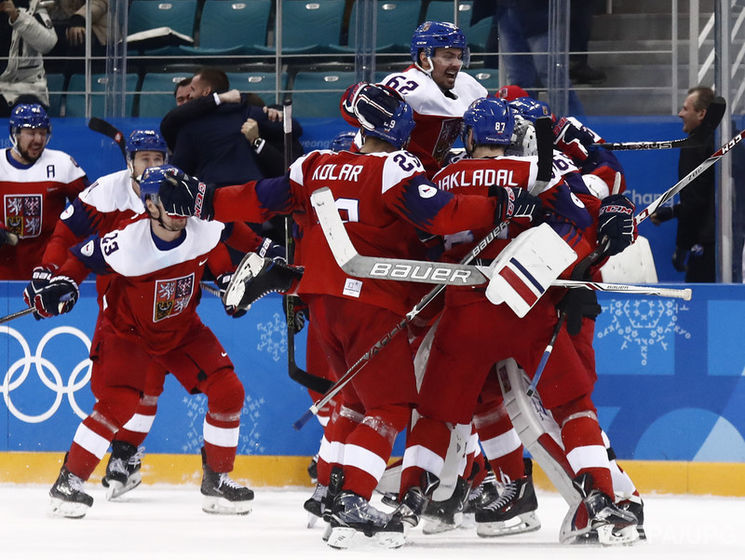 Представник російських хокеїстів на Олімпіаді намагався підкупити менеджера збірної Чехії