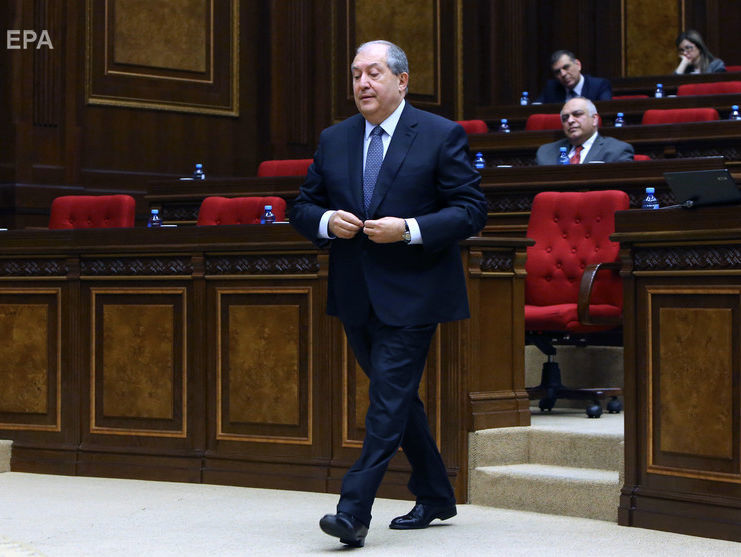 Президентом Вірменії обрали екс-прем'єра Саркісяна