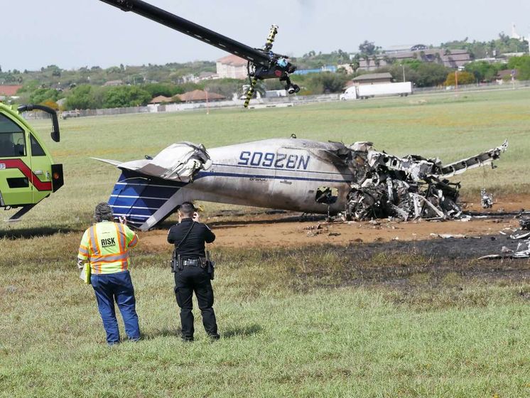 В США разбился двухмоторный самолет, есть погибшие