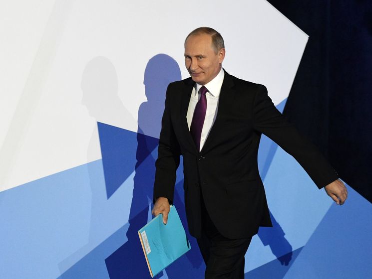 "Ваше место у параши". Путин рассказал, как относились к России после развала Советского Союза