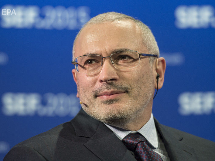 Ходорковский: Специально съездил за 700 км, чтобы начать акцию "Путин #надоел"