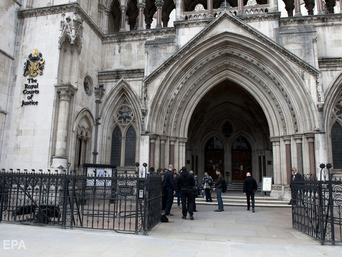 Суд Лондона обязал структуры Коломойского и Боголюбова детализировать сделки "ПриватБанка" на $1,9 млрд