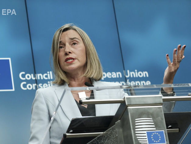 Могерини заявила, что ЕС использует "двухуровневый подход" для поддержки Украины