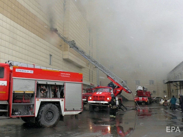 Вице-губернатор сообщил, что очаг возгорания в торговом центре в Кемерово был в детской батутной комнате