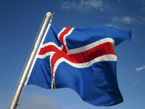 Правительство Исландии решило проявить солидарность с Соединенным Королевством