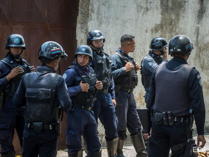 В Венесуэле во время тюремного бунта погибли 68 человек
