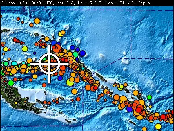 После землетрясения в Папуа &ndash; Новой Гвинее объявили об угрозе цунами