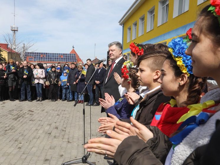 Порошенко заявил, что условием введения на Донбасс миротворцев ООН является перемирие