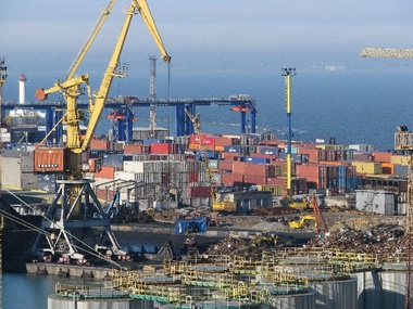 Грузы, предназначавшиеся для крымских портов, теперь принимает Одесса