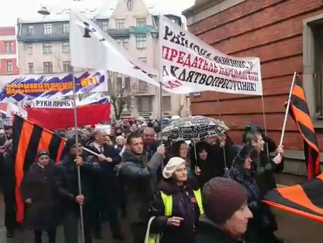 Аркадий Бабченко: Весь этот митинг в авоську со всеми барабанами, плакатами и колорадками и нах...й запоребрик