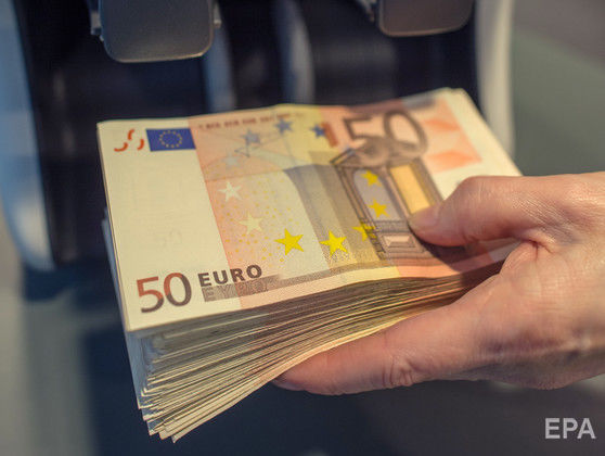 Курс гривні до євро зміцнився до 31,84 грн/€