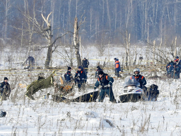 Співробітники МНС РФ повернулися на місце аварії Ан-148