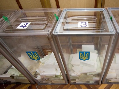 Открылись избирательные участки на внеочередных президентских выборах