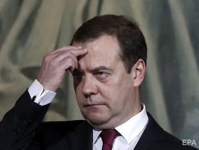 Медведєв закликав Держдуму РФ підготувати заходи у відповідь на санкції США 