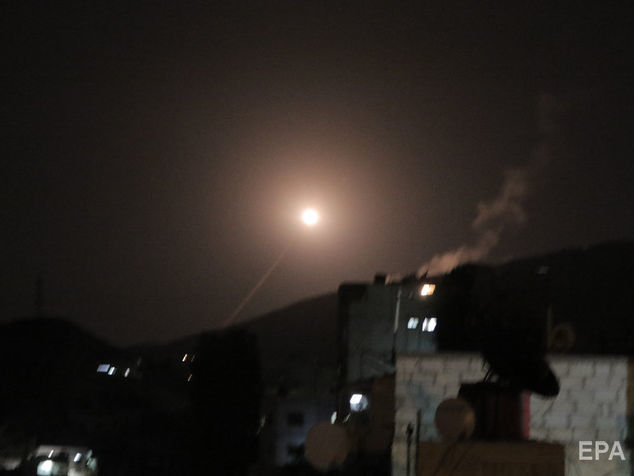 Сирийская система ПВО отразила ракетную атаку на авиабазу Шайрат – СМИ