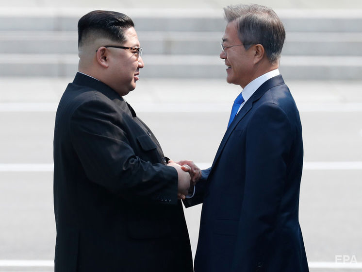 Лідери Південної Кореї і КНДР почали переговори в демілітаризованій зоні