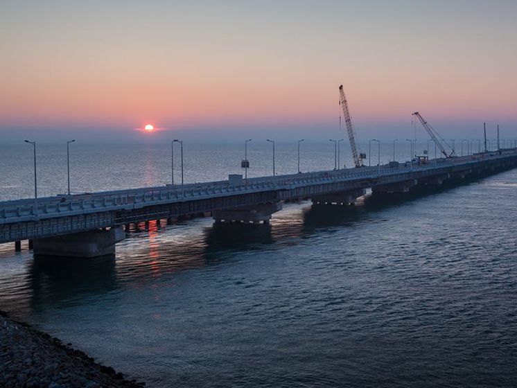 У Росії спростували повідомлення про тріщину в опорі Кримського мосту