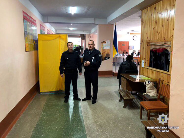 Полиция открыла три уголовных производства по факту нарушений на выборах в объединенные территориальные общины в Харьковской области