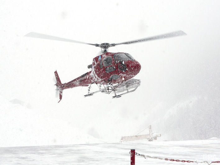 Число жертв снежной бури в Швейцарии достигло девяти