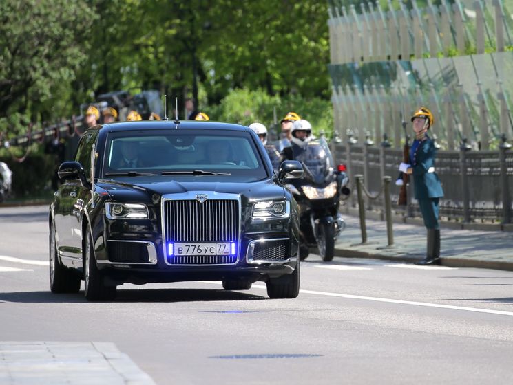 Путин приехал на инаугурацию на российском лимузине. Видео