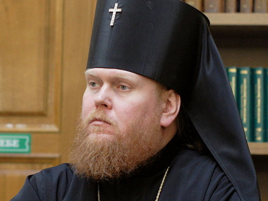  Архиепископ УПЦ КП: Патриарх Кирилл хочет показать Порошенко, что относится к нему лучше, чем Путин