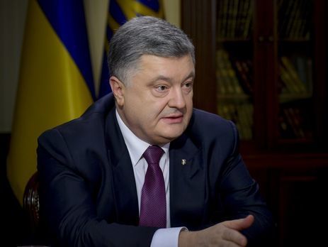 Порошенко уплатил налогов из зарплаты за апрель в размере 5460 грн