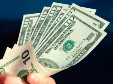 Межбанк: Колебания доллара к гривне незначительны