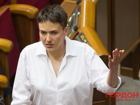 "Не хочу вгонять семью в долги". Савченко заявила об отказе от услуг всех своих платных адвокатов