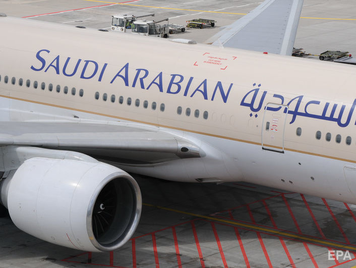 У Саудівській Аравії здійснив екстрене приземлення пасажирський літак із пошкодженим переднім шасі