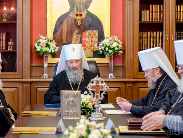 В УПЦ МП заявили, що надання Українській православній церкві томосу про автокефалію може загрожувати національній безпеці України