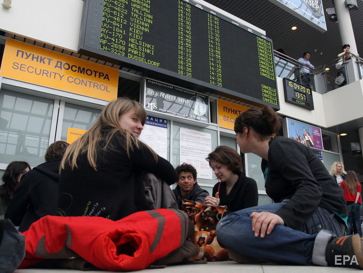 Из-за сбоя в российском аэропорту Пулково несколько сотен пассажиров остались без багажа