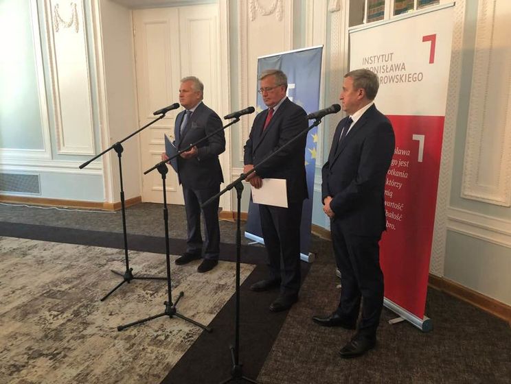 Экс-президенты Украины и Польши призвали к примирению двух народов