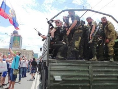 Штаб АТО: Террористы пытаются покинуть Славянск, прикрываясь детьми