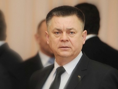 Глава Минобороны заверил, что армию против Евромайдана не используют